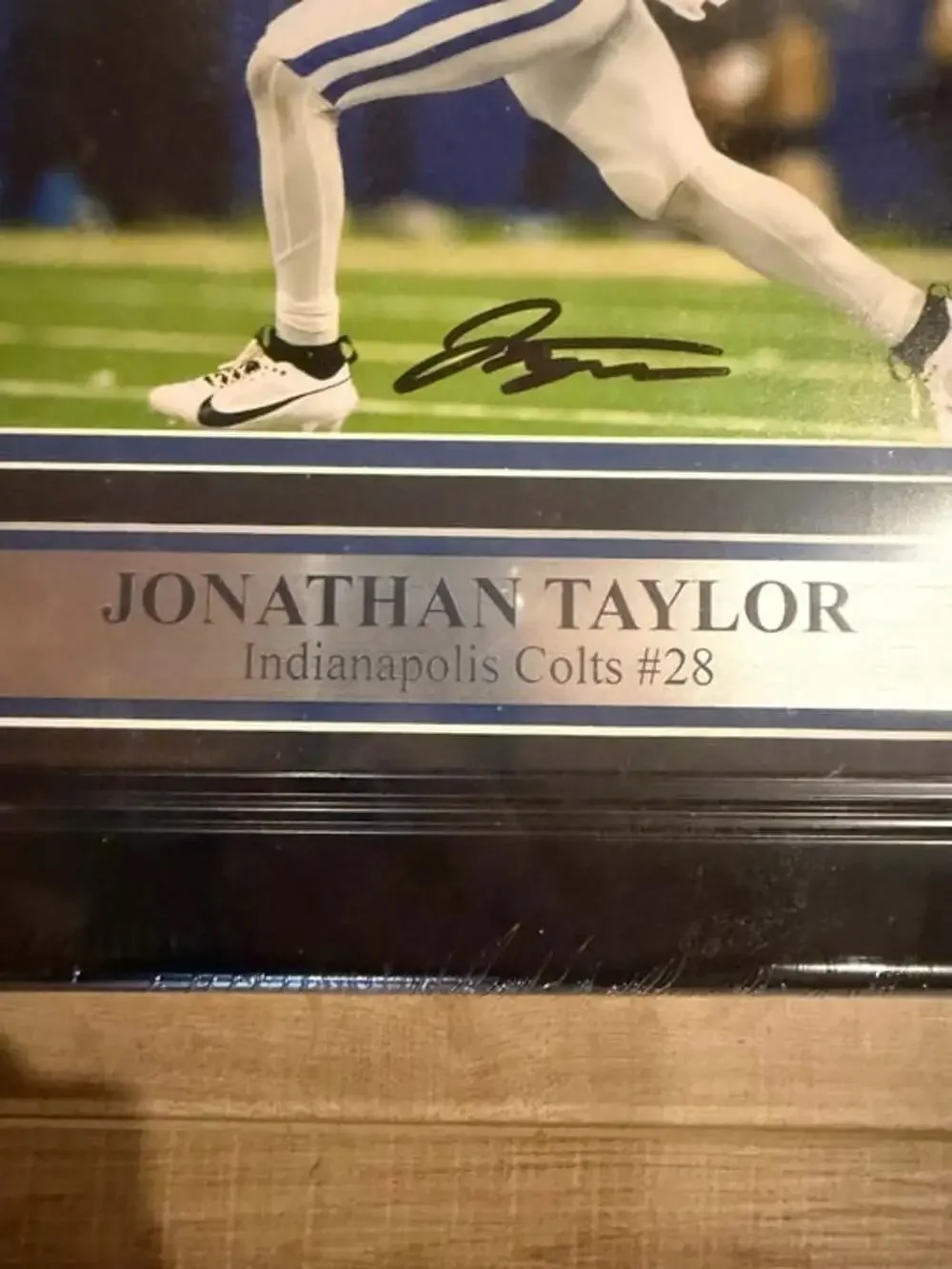 Johnathan Taylor signed autographed Indianapolis Colts 8x10 Photo Framed JSA